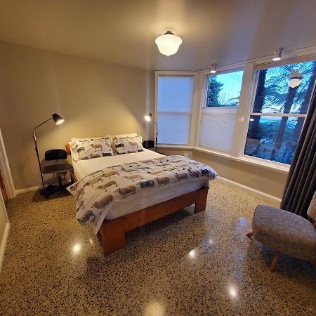 Koru Flat Apartment Dunedin Bagian luar foto
